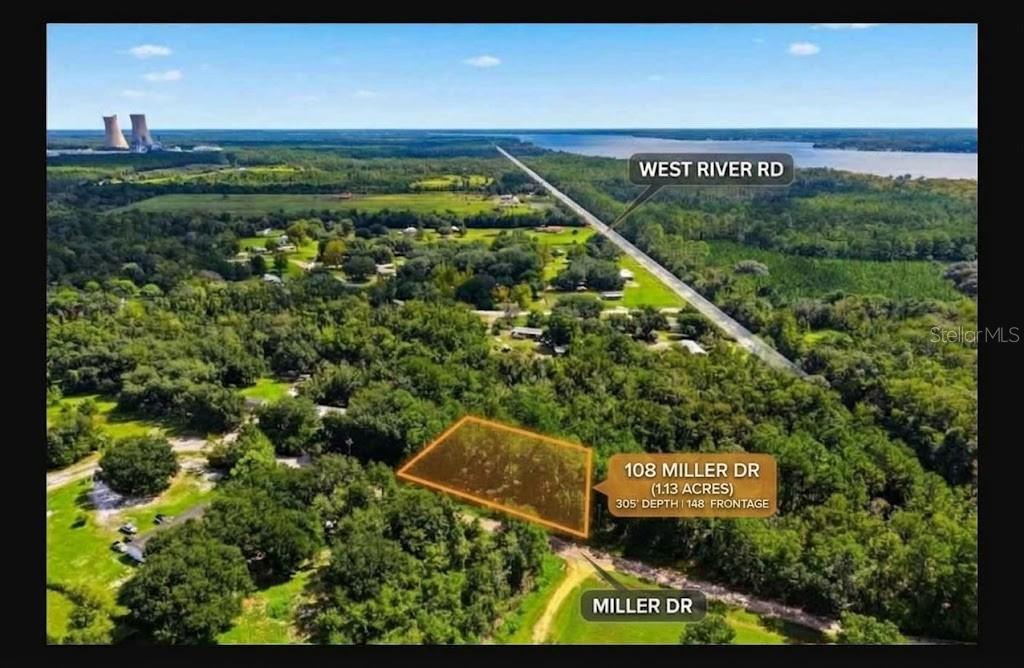 108 MILLER DRIVE, PALATKA, FL — photo 2 of 12