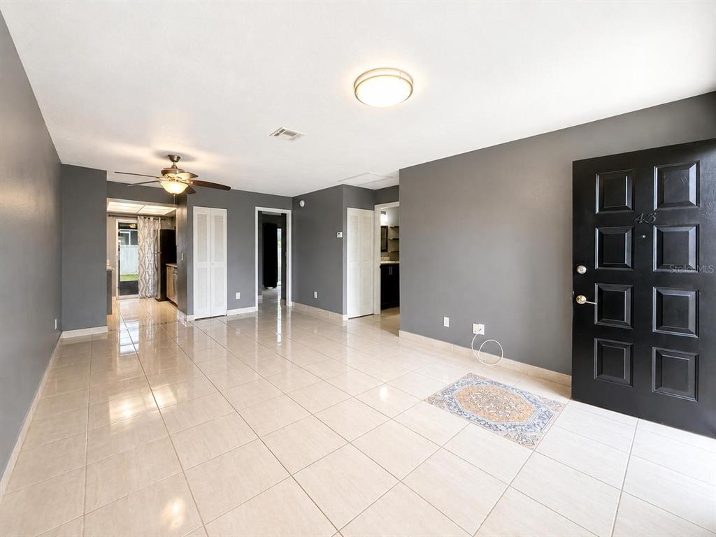 43 W LAS PALMAS WAY, KISSIMMEE, FL — photo 4 of 24