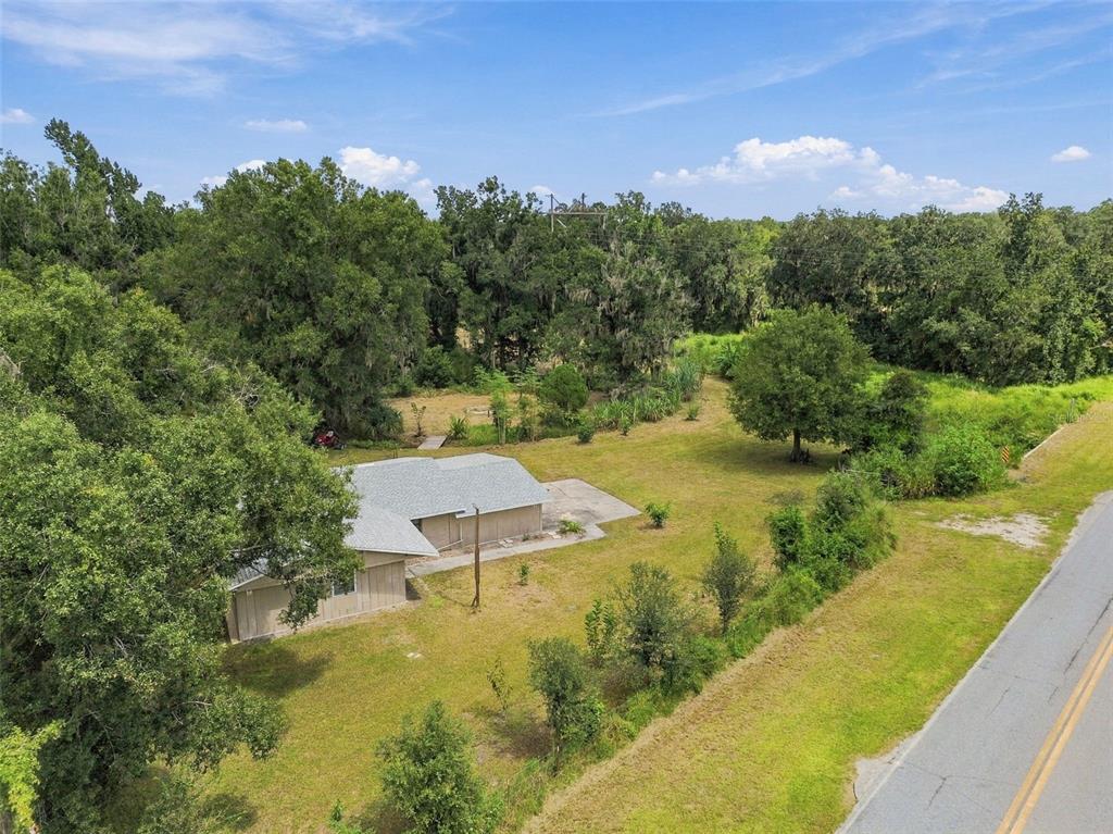 1142 DOC COIL ROAD, BOWLING GREEN, FL — photo 2 of 30