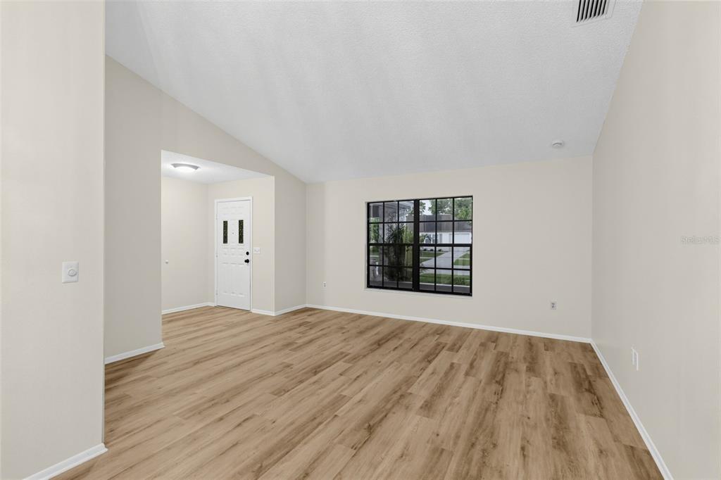 2831 BLOSSOM LAKE, HOLIDAY, FL — photo 5 of 27