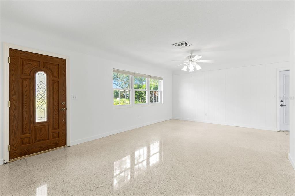 1653 S EVERGREEN AVENUE, CLEARWATER, FL — photo 4 of 30