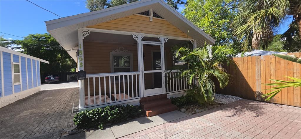 1868 LAUREL STREET, SARASOTA, FL — photo 3 of 10