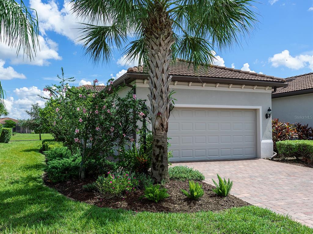 6923 HOLBROOK COVE, BRADENTON, FL — photo 2 of 30