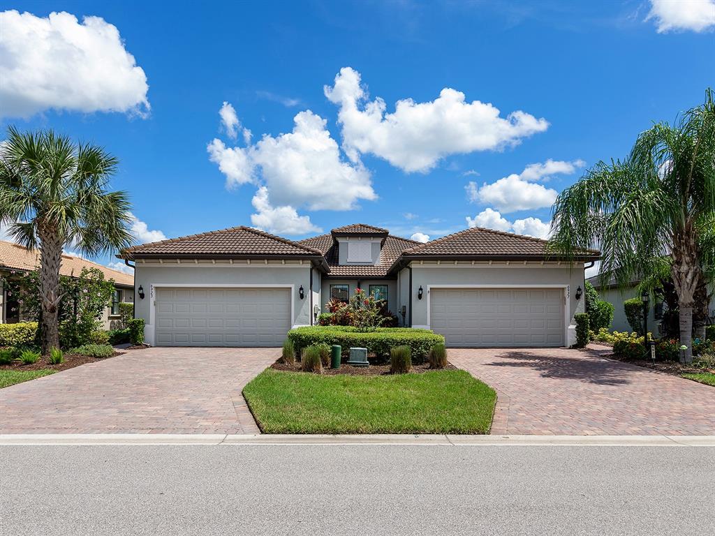 6923 HOLBROOK COVE, BRADENTON, FL — photo 3 of 30