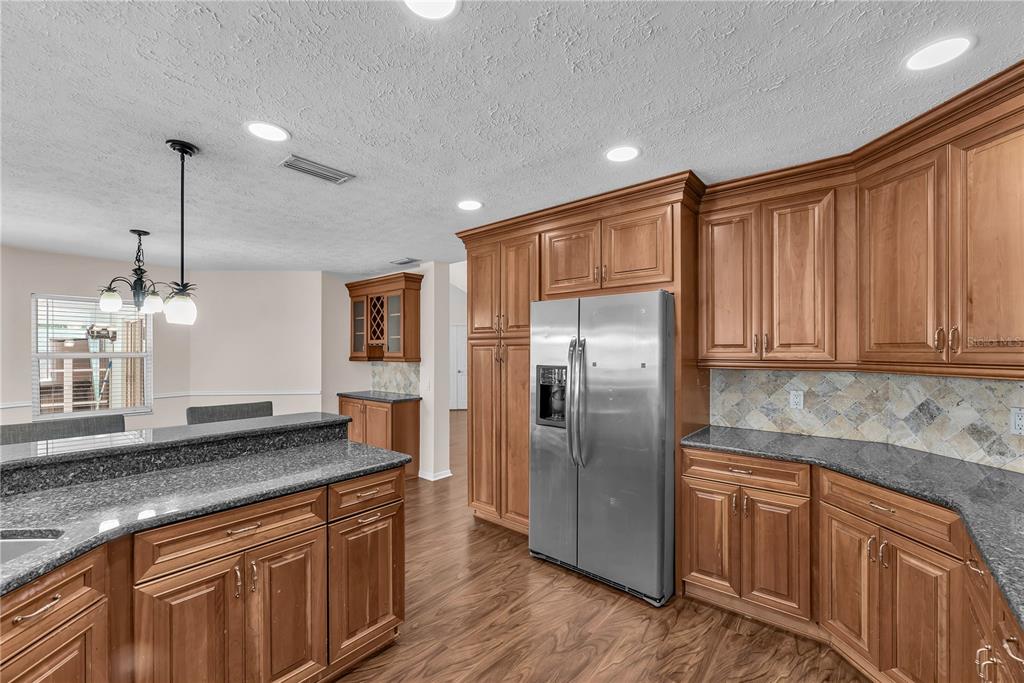 4008 EAGLES NEST DRIVE, VALRICO, FL — photo 3 of 30