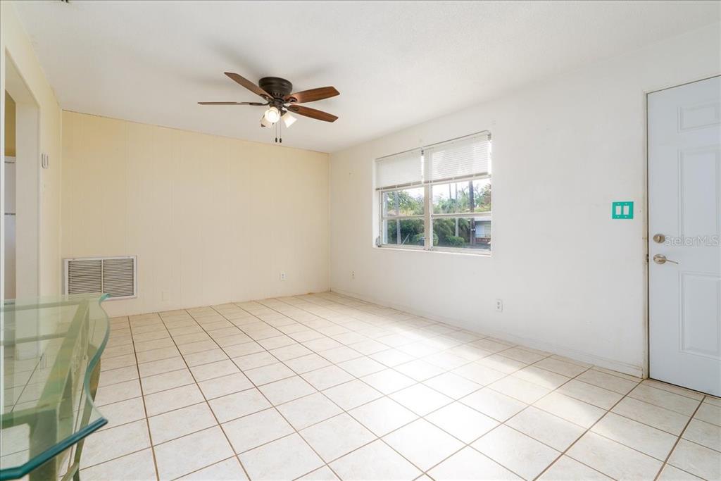 536 OLIVE STREET, SOUTH DAYTONA, FL — photo 3 of 28