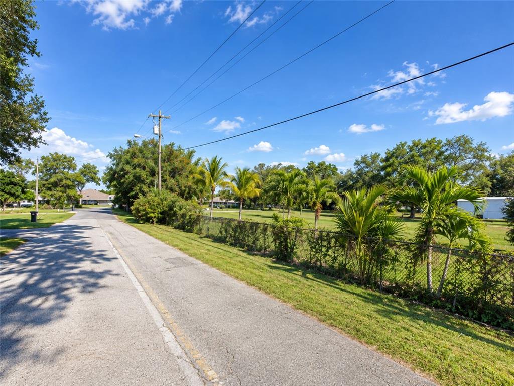 1001 TARPON STREET, FORT MYERS, FL — photo 2 of 9