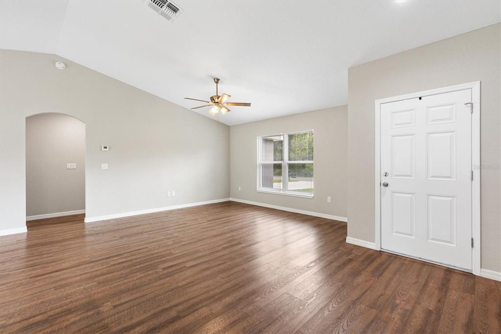 35 GUAVA TERRACE RADIAL, OCKLAWAHA, FL — photo 4 of 30