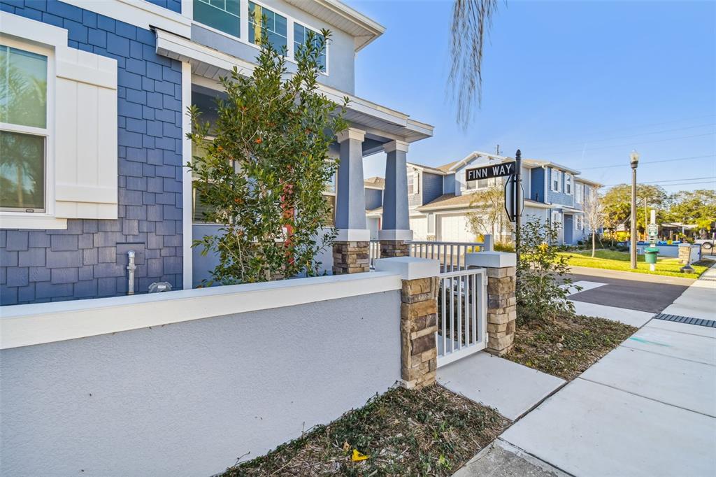 407 FINN WAY, DUNEDIN, FL — photo 2 of 30