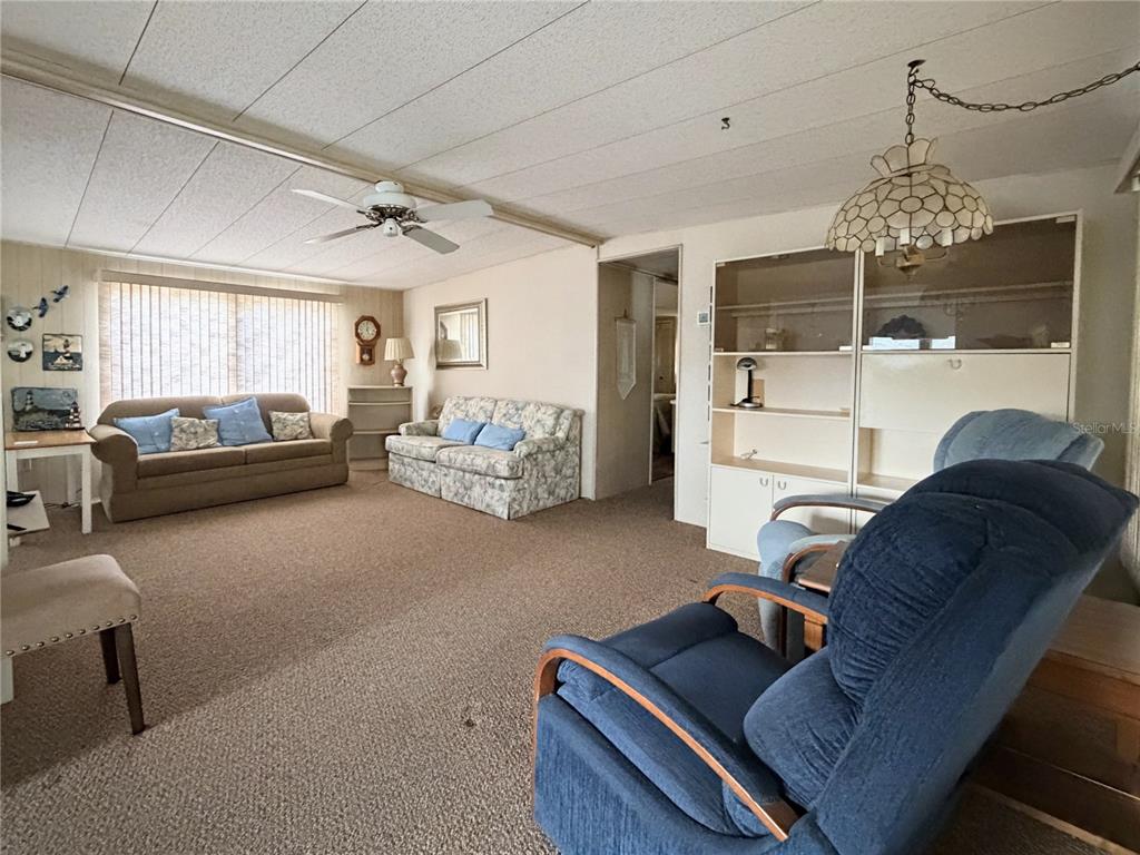 864 S GREEN CIRCLE, VENICE, FL — photo 4 of 18