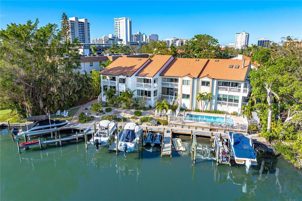 870 HUDSON AVENUE UNIT 870, SARASOTA, FL — photo 2 of 25