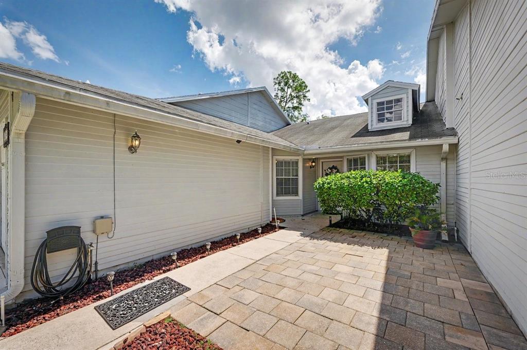 4574 WANDERING OAKS COURT, JACKSONVILLE, FL — photo 2 of 30