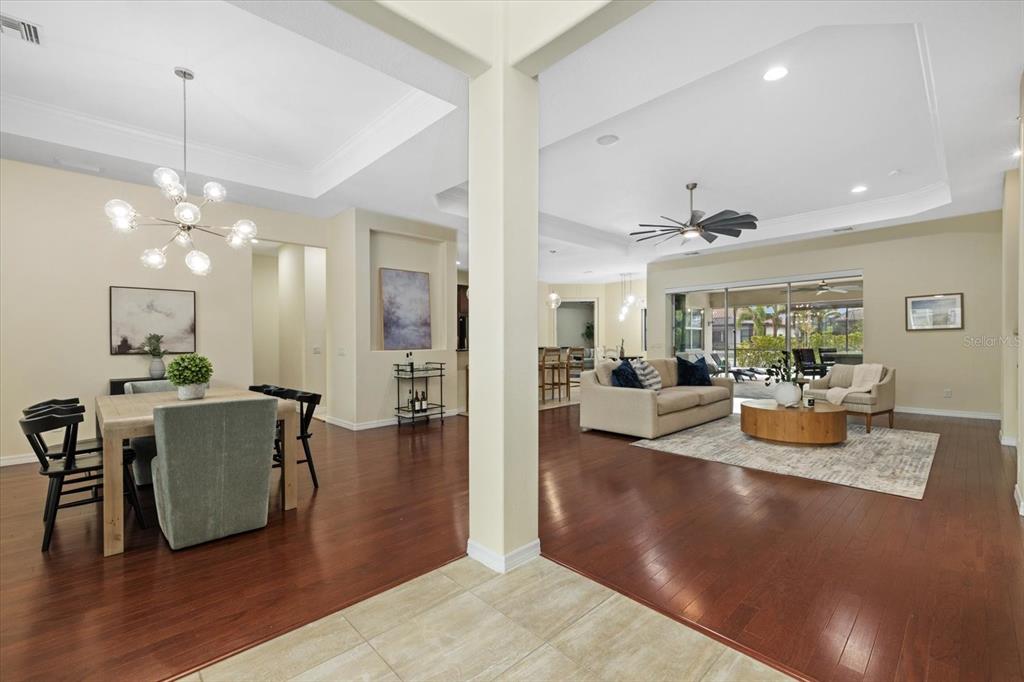 575 FORE DRIVE, BRADENTON, FL — photo 3 of 30