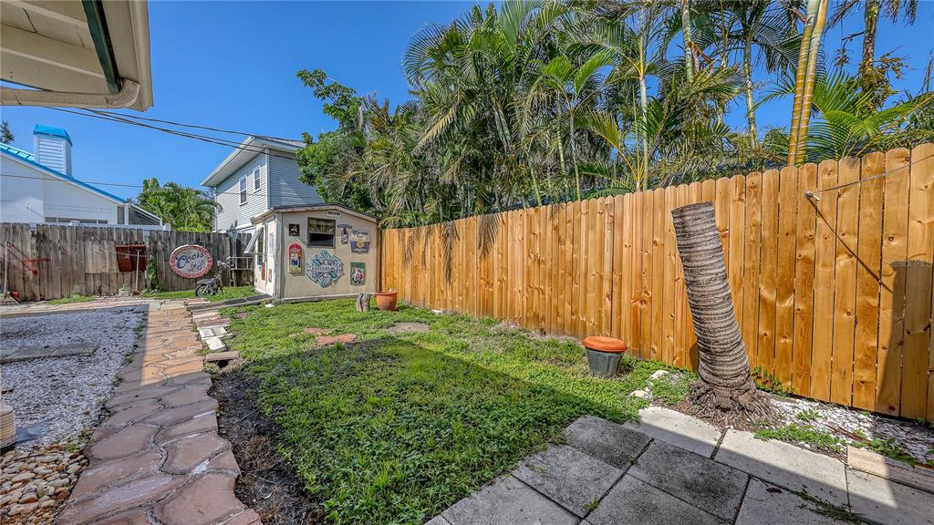 5302 LAS ROSAS, SARASOTA, FL — photo 4 of 16