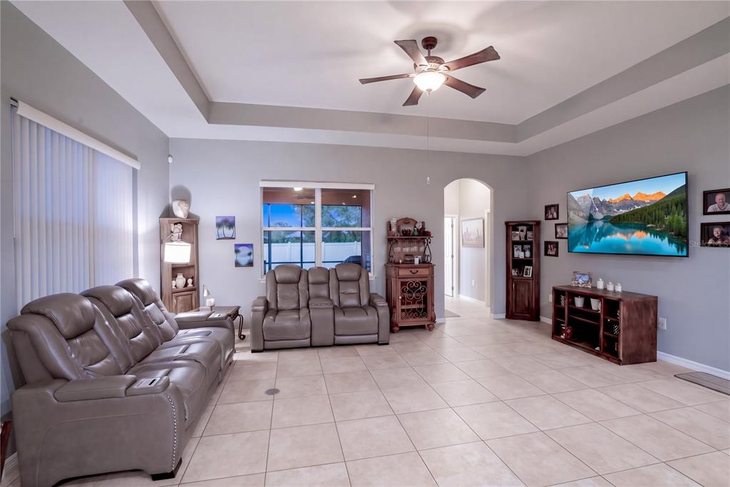 204 SHADY HEATHER LANE, GROVELAND, FL — photo 4 of 30
