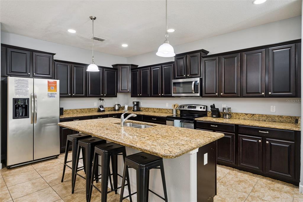 8898 CANDY PALM ROAD, KISSIMMEE, FL — photo 4 of 30