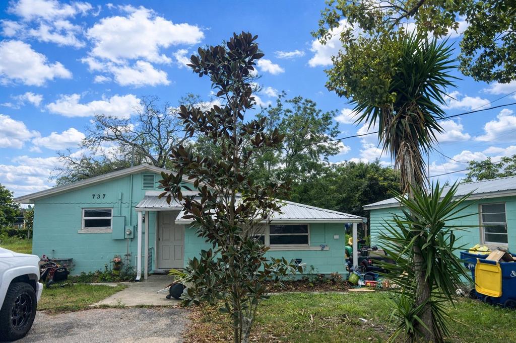 737 ALBROOK STREET