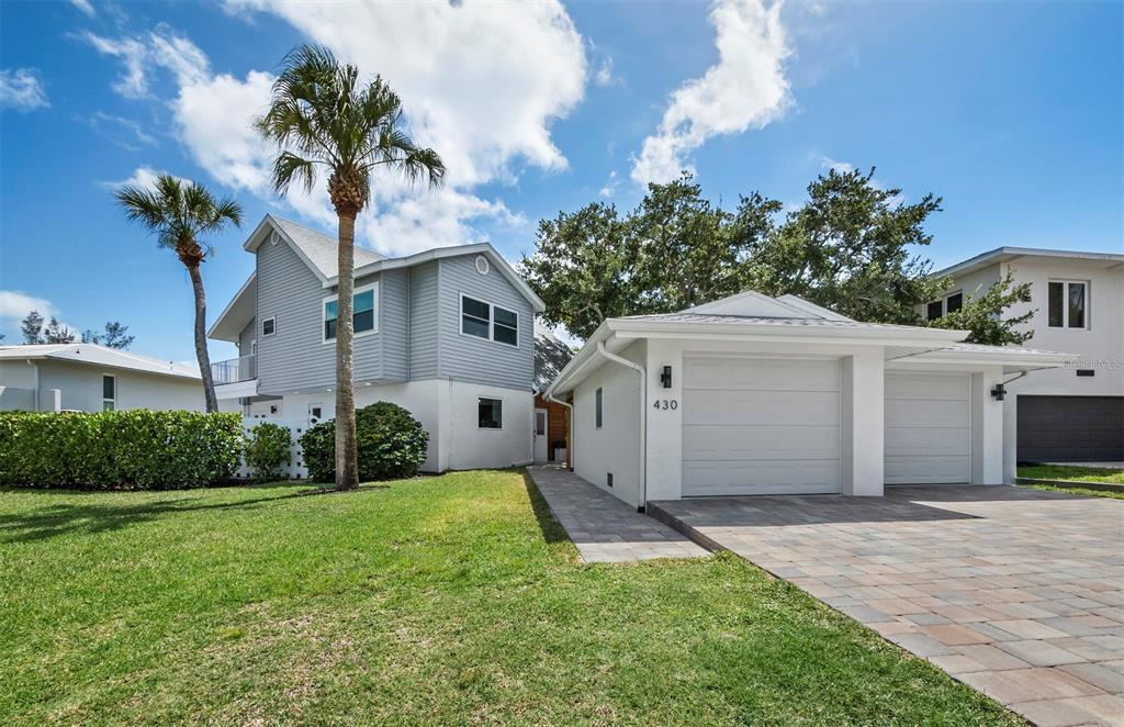 430 ISLAND CIRCLE