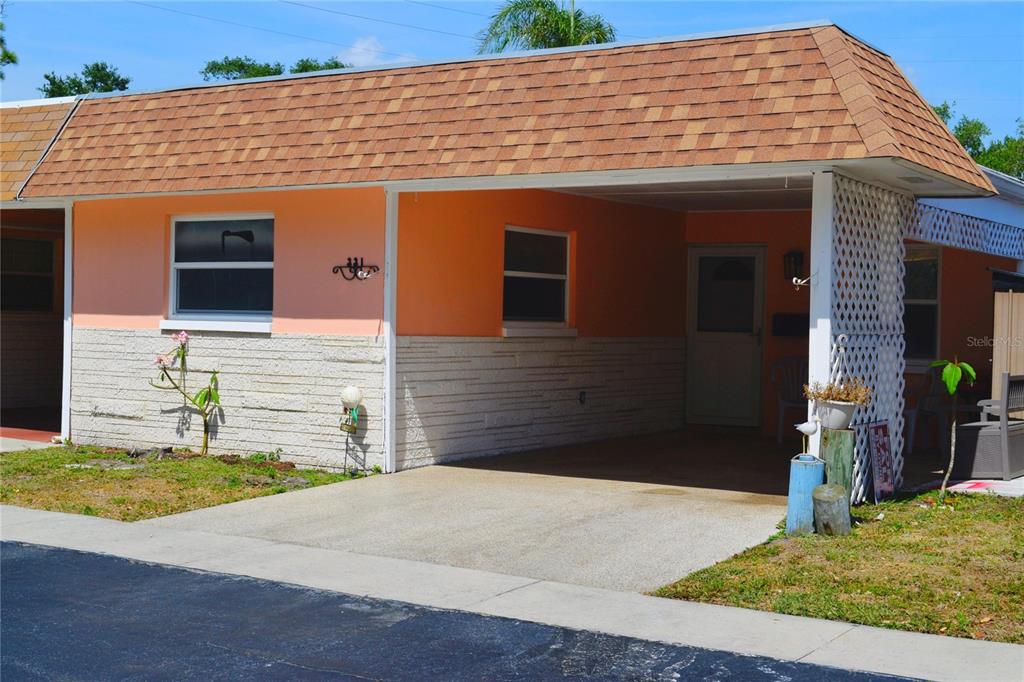331 SKY LOCH DRIVE W