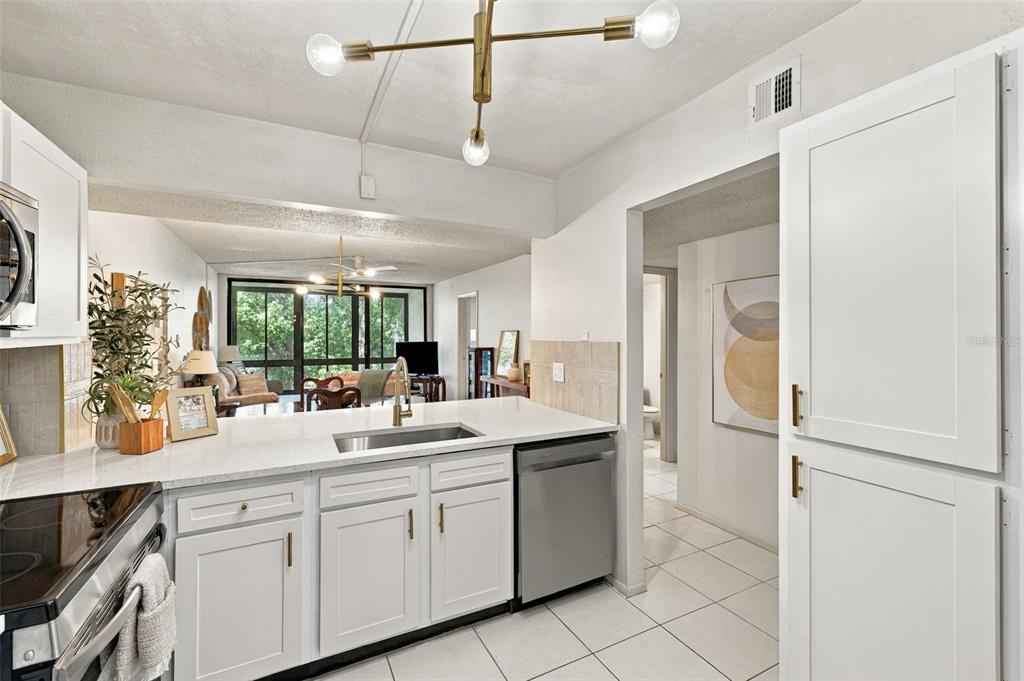 14130 ROSEMARY LANE UNIT 5314, LARGO, FL — photo 5 of 30