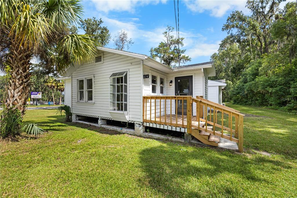 614 HOWELL AVENUE UNIT 1