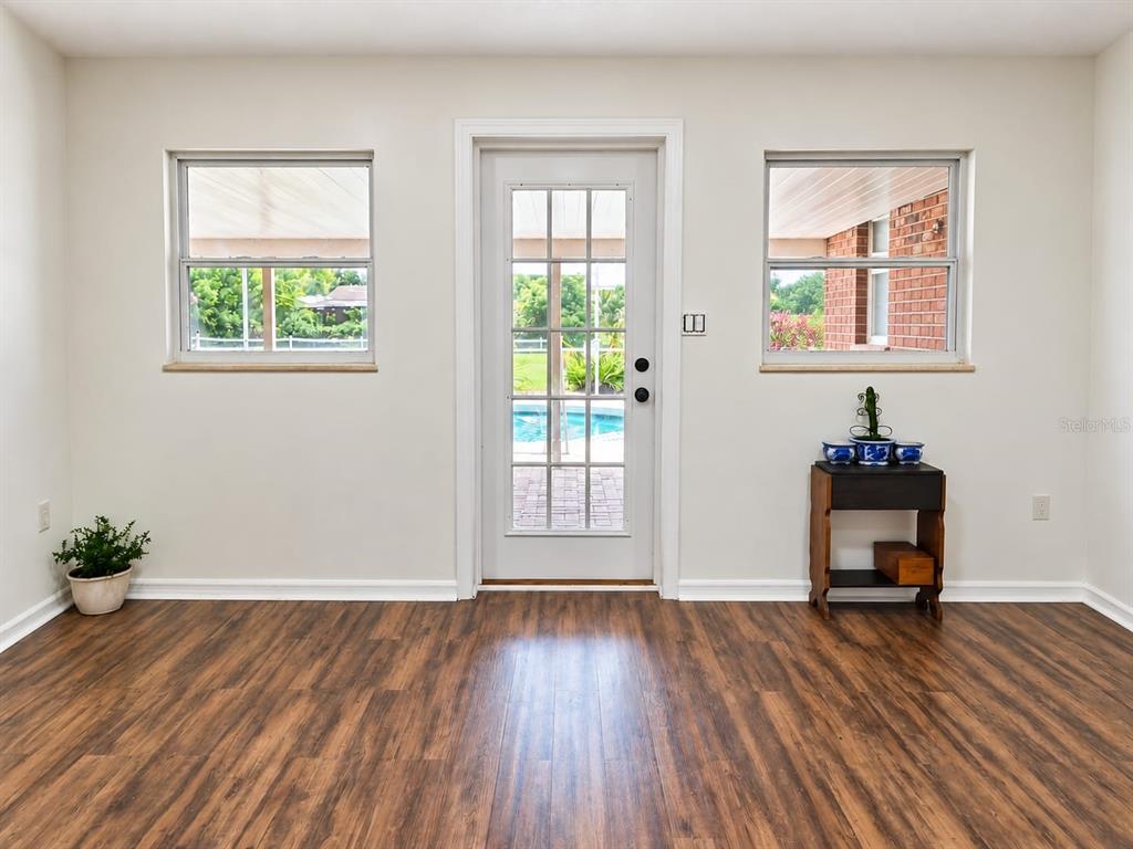 5838 GIBSON SHORES DRIVE, LAKELAND, FL — photo 4 of 29