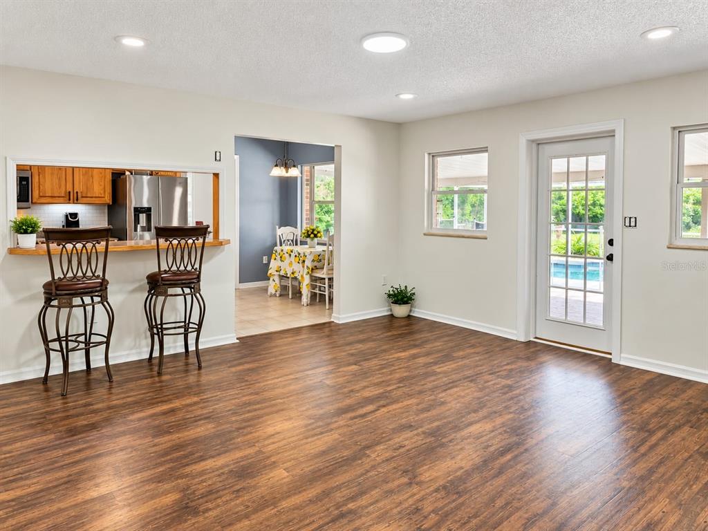 5838 GIBSON SHORES DRIVE, LAKELAND, FL — photo 5 of 29