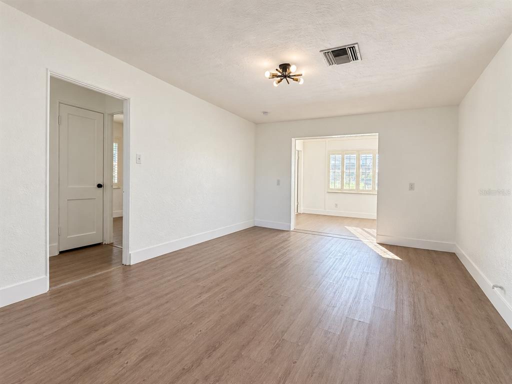 450 FOREST LAKE, ALTAMONTE SPRINGS, FL — photo 3 of 29
