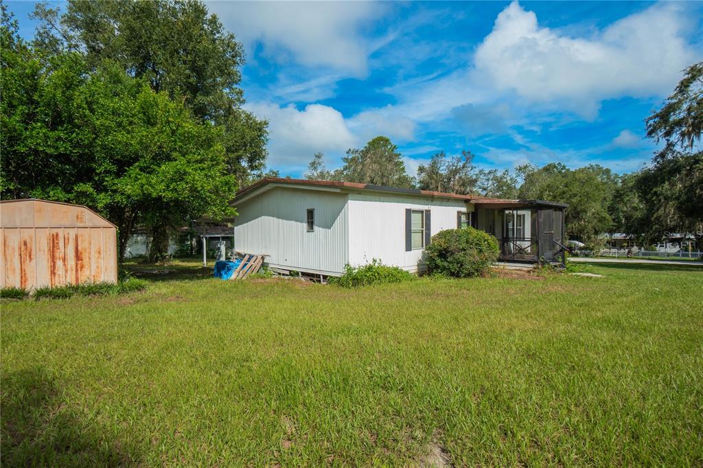 8630 E BEACON COURT, FLORAL CITY, FL — photo 2 of 30