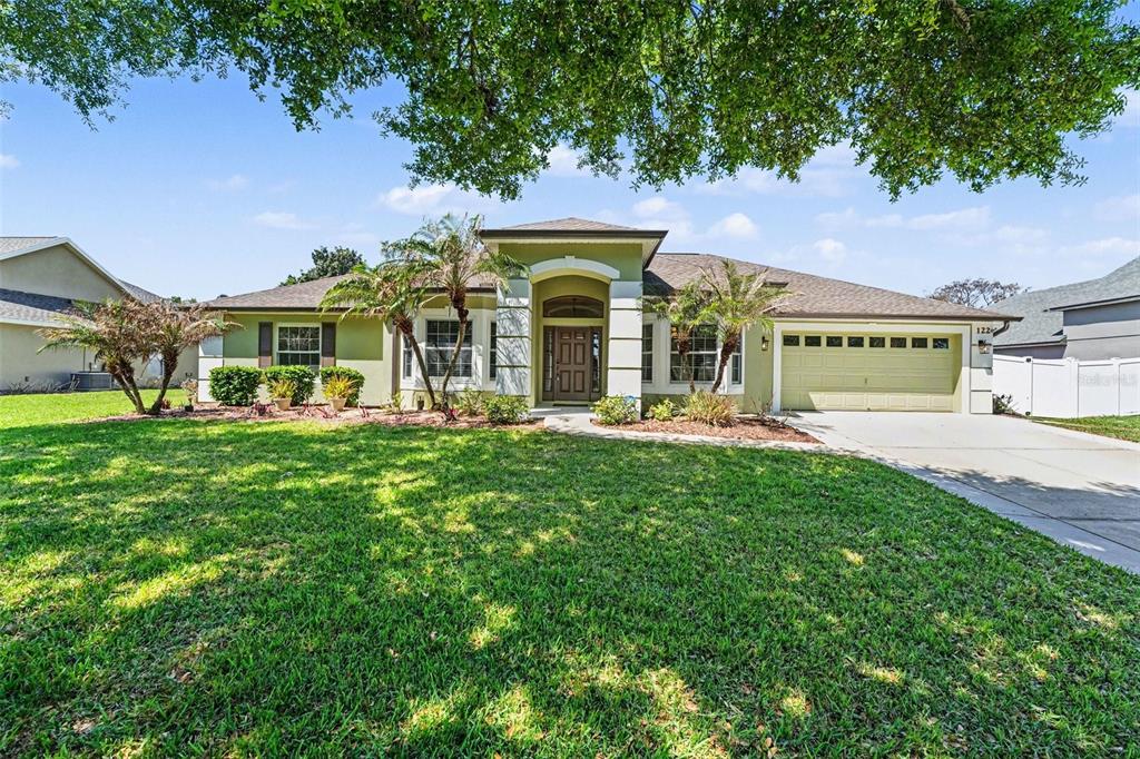 122 COSTA LOOP