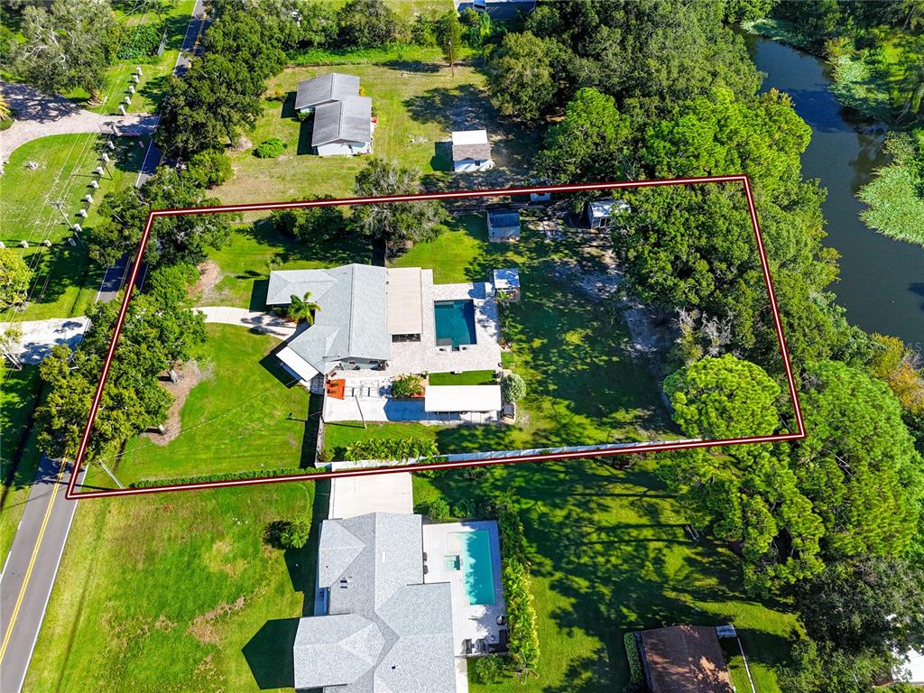 7913 BEASLEY ROAD, TAMPA, FL — photo 2 of 30