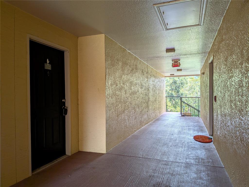 1950 SUMMER CLUB DRIVE UNIT 312, OVIEDO, FL — photo 2 of 27