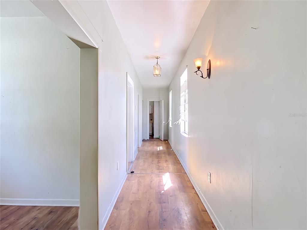 2911 N 24TH STREET, TAMPA, FL — photo 5 of 19
