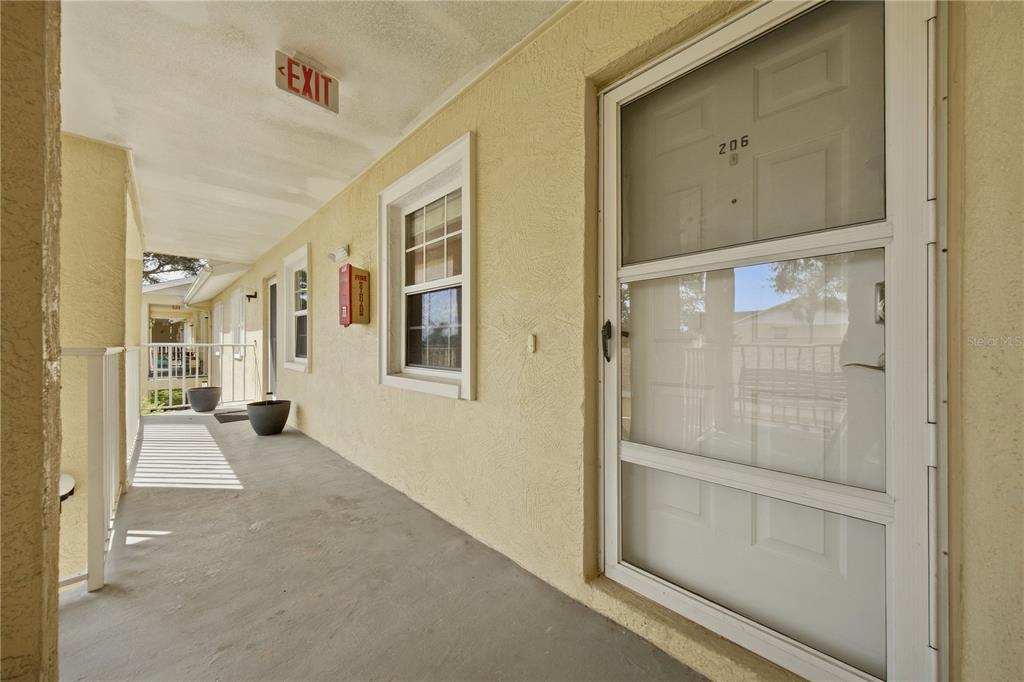 1408 MILLSTREAM LANE UNIT 206, DUNEDIN, FL — photo 3 of 30