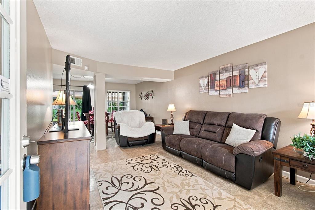 1356 BIG PINE DRIVE UNIT 1356, VALRICO, FL — photo 5 of 30