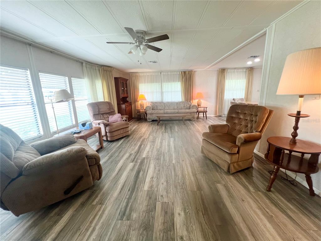 310 MARTIN DRIVE, LAKELAND, FL — photo 2 of 18