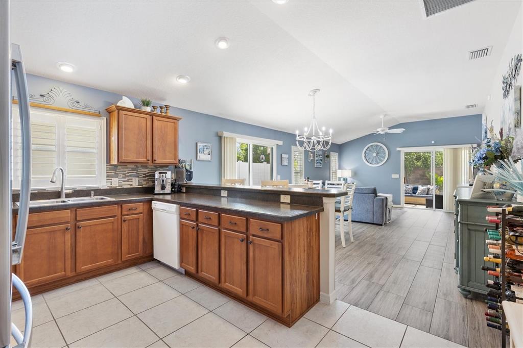 780 ADRIENNE WAY, THE VILLAGES, FL — photo 4 of 24