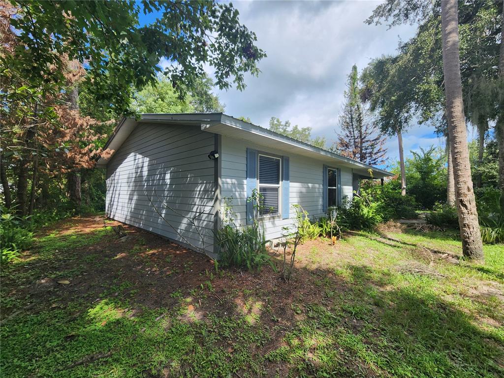 240 NEWCOMB STREET, NEW SMYRNA BEACH, FL — photo 5 of 23