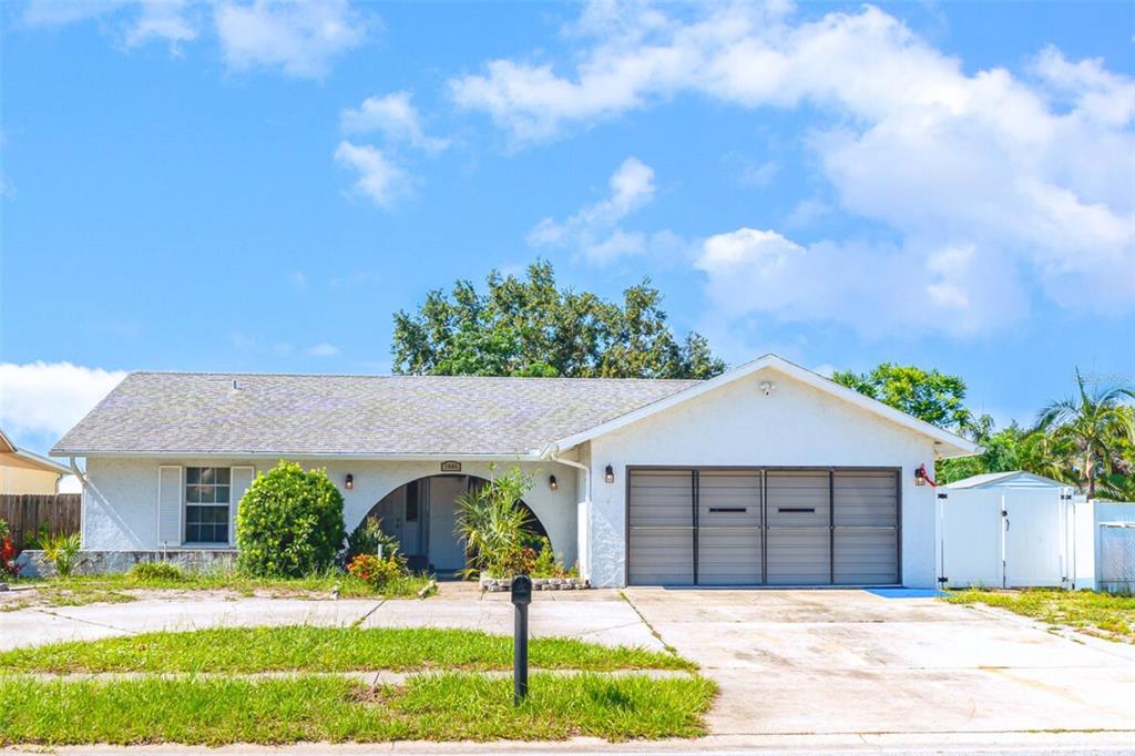 3805 SANDPOINTE DRIVE