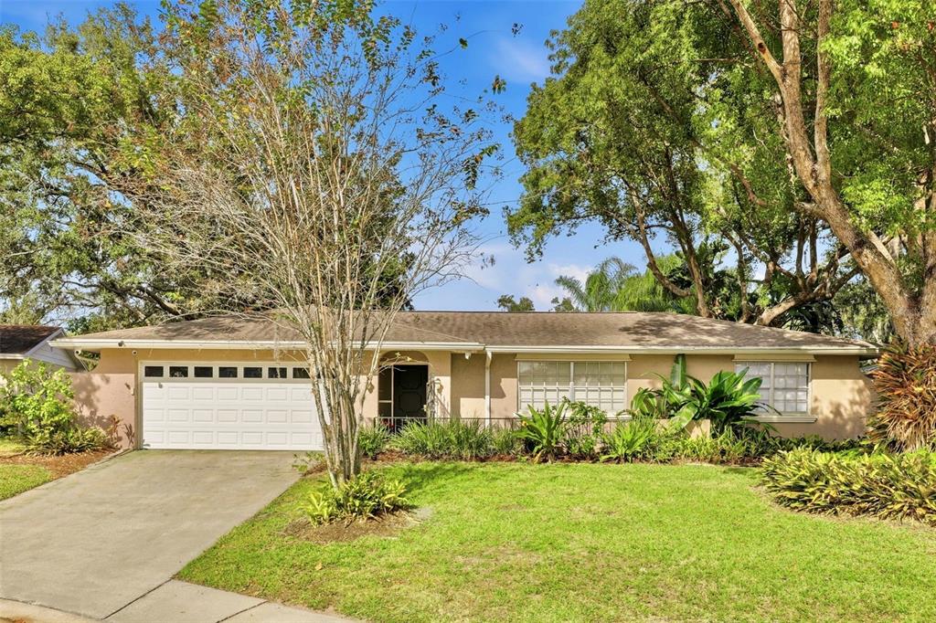 323 TRANCAS COURT