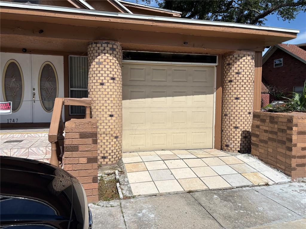1747 YOUVAL COURT S, ST PETERSBURG, FL — photo 4 of 8