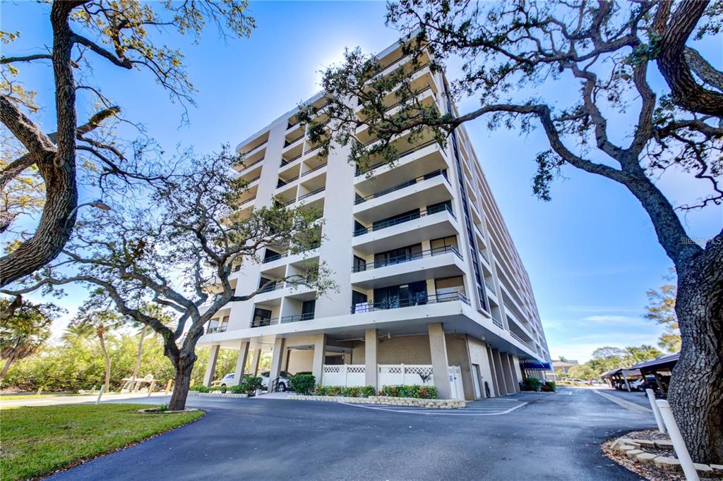 6415 MIDNIGHT PASS ROAD UNIT 904