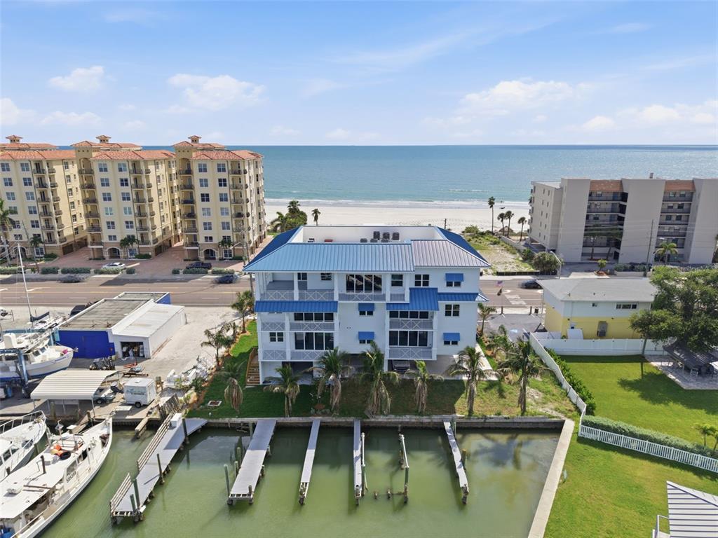 13655 GULF BOULEVARD UNIT 302, MADEIRA BEACH, FL — photo 4 of 30