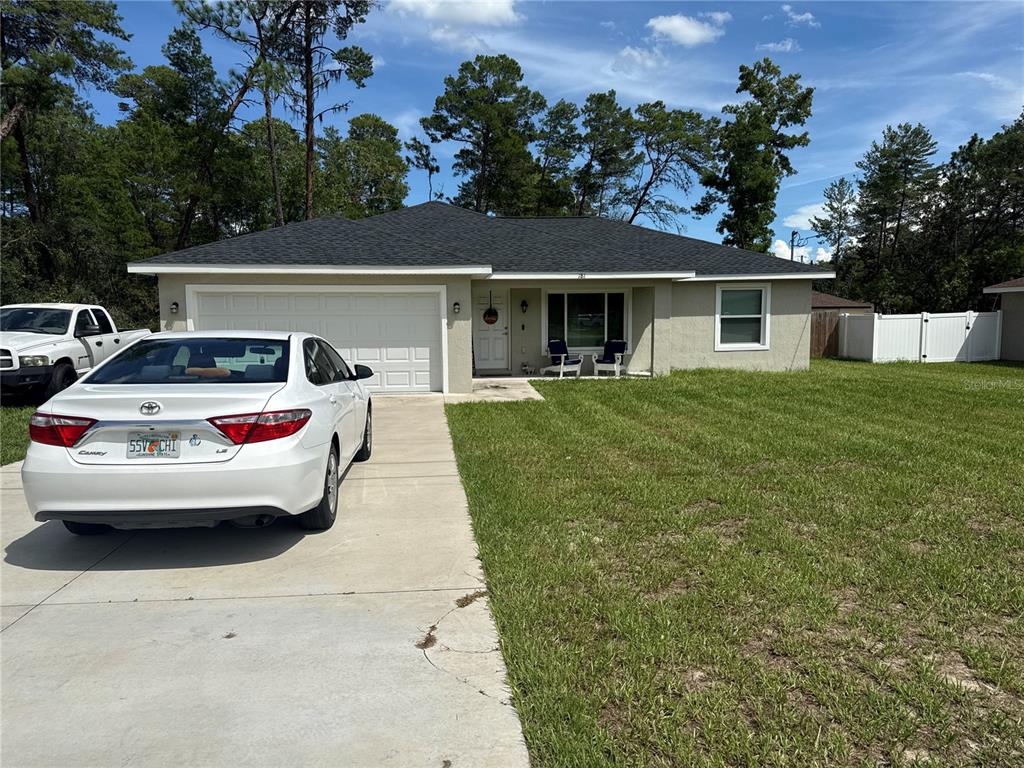 181 BAY ROAD, OCKLAWAHA, FL — photo 2 of 8