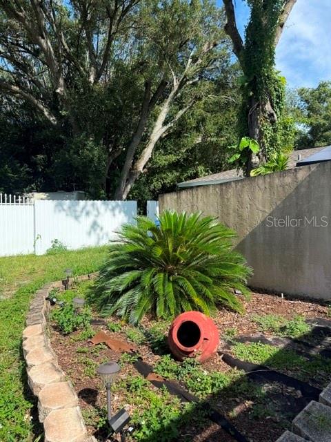 806 PROCLAMATION DRIVE, TAMPA, FL — photo 2 of 30