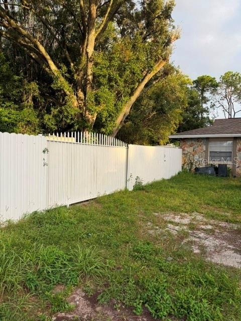 806 PROCLAMATION DRIVE, TAMPA, FL — photo 5 of 30