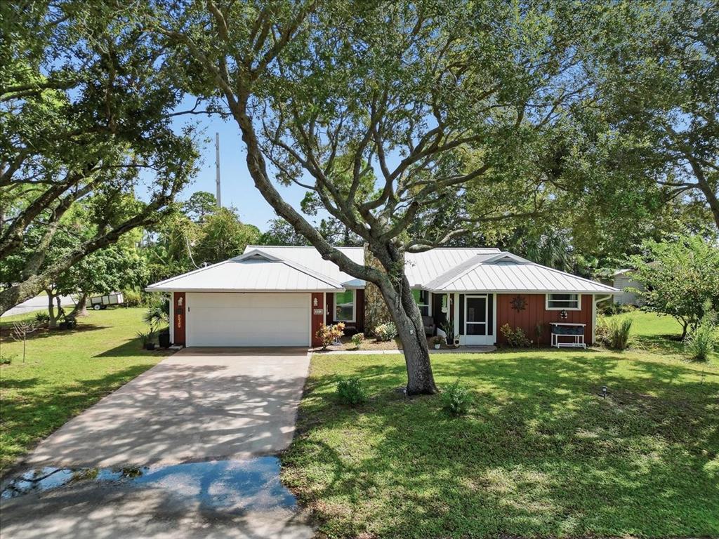 301 COLUMBUS STREET, SEBASTIAN, FL — photo 2 of 29
