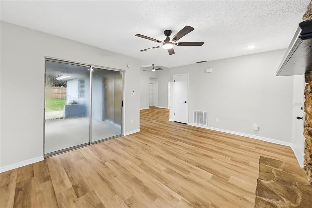 1361 SAN DIEGO COURT, WINTER SPRINGS, FL — photo 3 of 18
