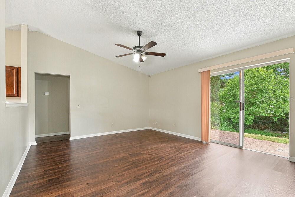 1561 ORTEGA AVENUE, DELTONA, FL — photo 3 of 16