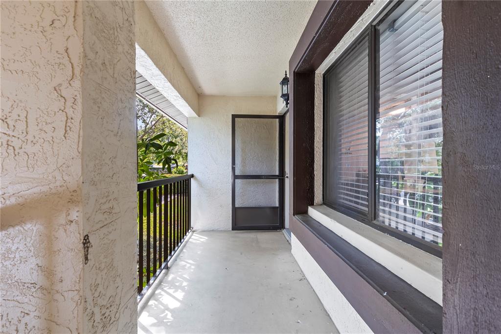 3600 MAGNOLIA RIDGE CIRCLE UNIT 1221, PALM HARBOR, FL — photo 4 of 52